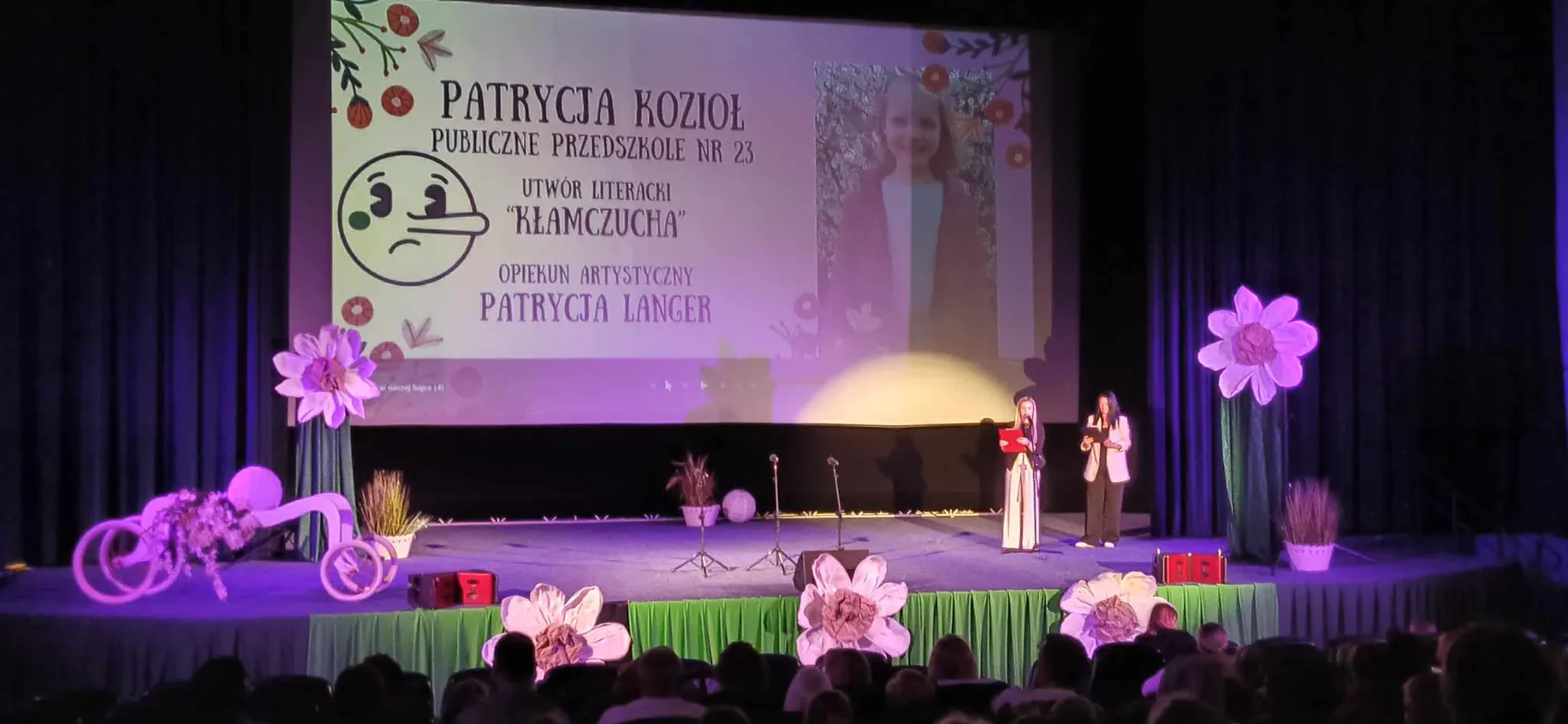 Zdjęcie z albumu  Przegląd Poezji Dziecięcej