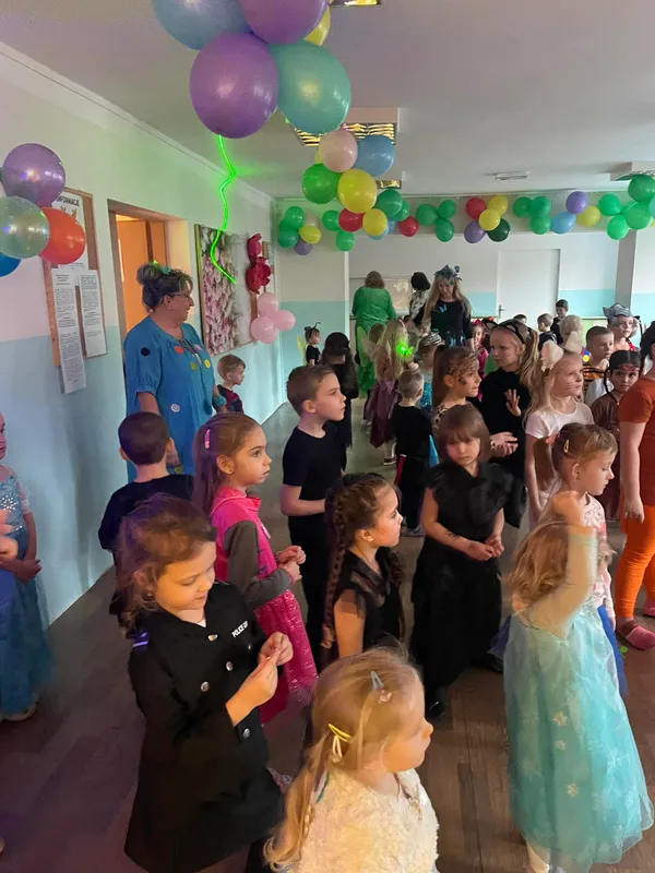 Zdjęcie z albumu Bal karnawałowy "Tajemniczy Ogród"