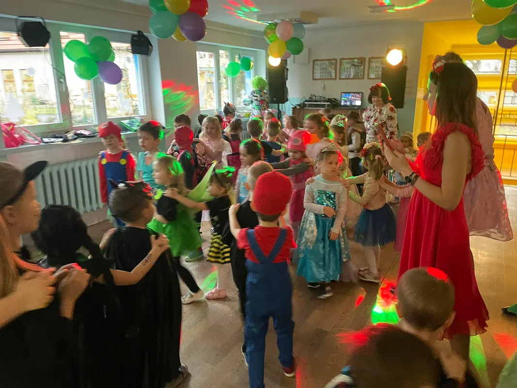 Zdjęcie z albumu Bal karnawałowy "Tajemniczy Ogród"